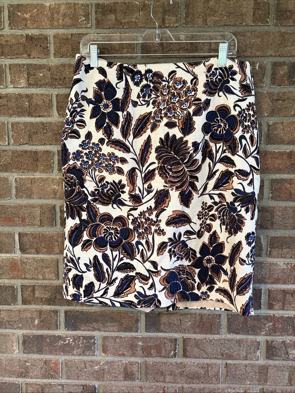 Ann Taylor Floral Jacquard Pencil Skirt in Cream, Navy and Brown